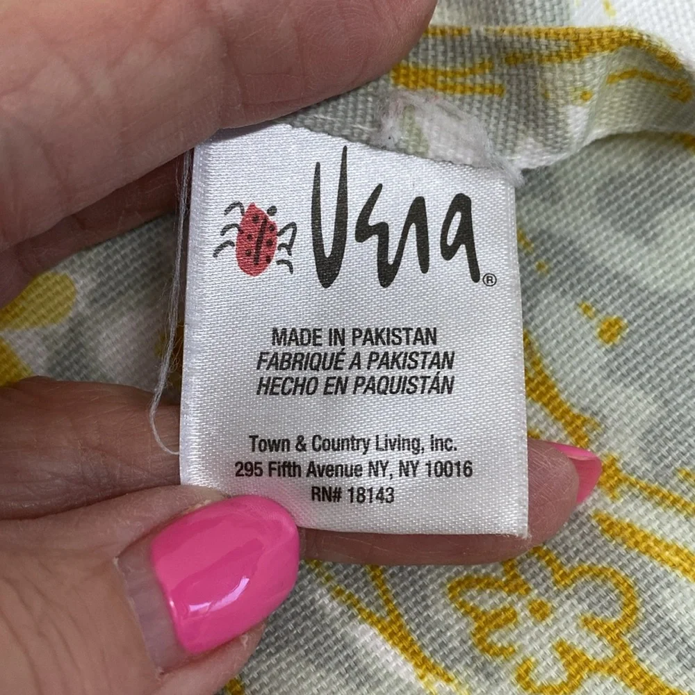 Vera Cornflower Cloth Tablecloth 30 X 78 Yellow White Gray Floral Cotton Blend